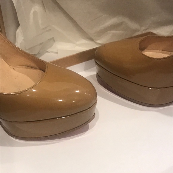 Christian Louboutin Bianca 140 Patent Pump - Picture 7 of 7